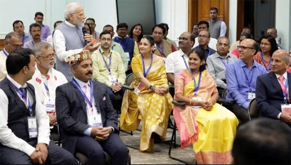 St. Marks Sr. Sec. Public School, Meera Bagh - Our Vice Principal Ms. Ritika Anand at the PMs Meet and Greet ceremony where the Honourable Prime Minister Shri Modi addressed the winners of the prestigious award and congratulated them on their remarkable contribution to the society : Click to Enlarge