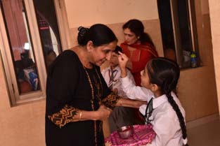 SMS, Meera Bagh - Grandparents Day Celebrations : Click to Enlarge