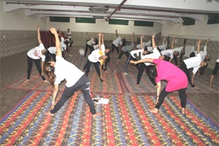 SMS, Meera Bagh - Yoga International Day : N.C.C. : Click to Enlarge