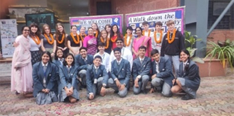 A teacher-student delegation from Frydlant nad Ostravici visited SMS Meera Bagh for a Student Exchange Program : Click to Enlarge