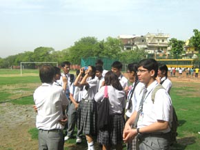 Observation of Transit of Venus in St. Mark's School, Meera Bagh : Click to Enlarge