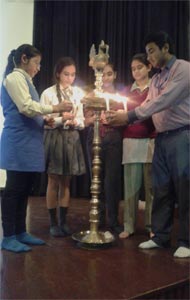 St. Mark's School, Meera Bagh - Public Service Broadcasting Day : Click to Enlarge