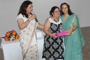 St. Mark's, Meera Bagh - Farewell to Mrs. Kaushik : Click to Enlarge