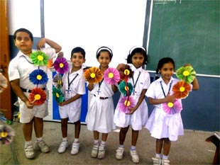 St. Mark's School, Meera Bagh - Paper Flower Mobiles : Class II : Click to Enlarge