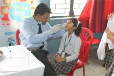St. Mark's School, Meera Bagh - Dental Check-up Camp : Click to Enlarge