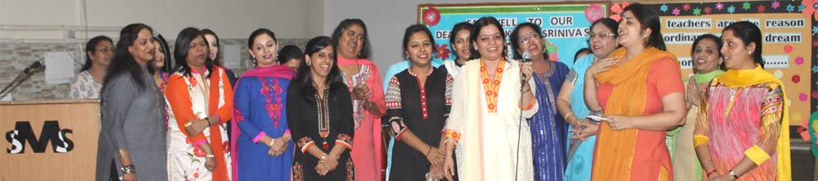 St. Mark's School, Meera Bagh - Farewell to Ms. L. Srinivas : Click to Enlarge