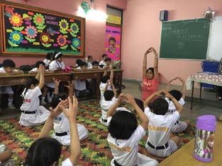 St. Mark's School, Meera Bagh - Parent Volunteer Activity for Class I : Click to Enlarge