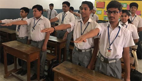St. Mark's School, Meera Bagh - Cleanliness Drive for Swachh Bharat : Swachhta Pakhwada : Click to Enlarge
