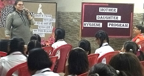 St. Mark's School, Meera Bagh - Mother Daughter Health Hygiene Program : Click to Enlarge
