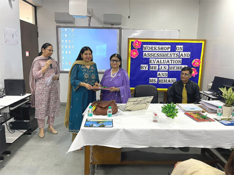 St. Mark's School, Meera Bagh - A Workshop on Assessment and Evaluation for teachers : Click to Enlarge