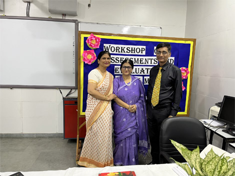 St. Mark's School, Meera Bagh - A Workshop on Assessment and Evaluation for teachers : Click to Enlarge