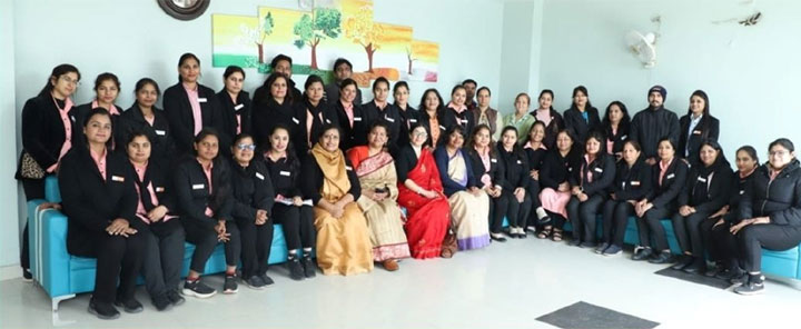 St. Mark's School, Meera Bagh - Ms. Ritika Anand, our Vice Principal conducted a one day offline capacity building program on Happy Classrooms : Click to Enlarge