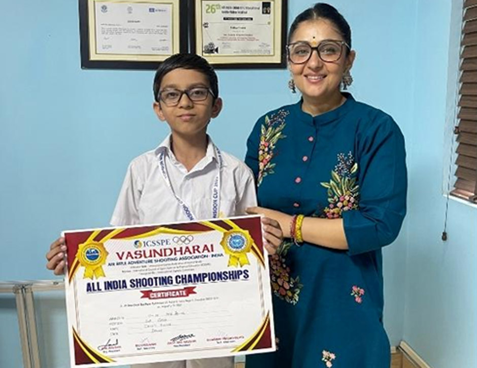 St. Marks Sr. Sec. Public School - Divit Kumar of 4-D won the Gold Medal in U-12 Air Pistol Shooting in the All India Shooting Championship : Click to Enlarge