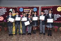 St. Mark's School, Meera Bagh - Super Achievers of Classes 1 to 5 felicitated at the Annual Academic Award Ceremony : Click to Enlarge