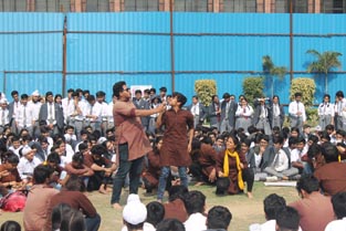 St. Mark's School, Meera Bagh - We participate in the Atelier Campus Theatre Festival : Click to Enlarge