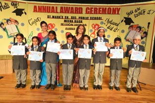 St. Mark's School, Meera Bagh - CLASS 3-C - Young Achievers from Grades 1 to 5 are felicitated at the Annual Award Ceremony : Click to Enlarge