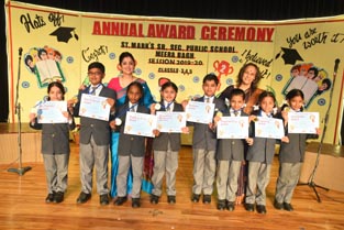 St. Mark's School, Meera Bagh - CLASS 3-D - Young Achievers from Grades 1 to 5 are felicitated at the Annual Award Ceremony : Click to Enlarge