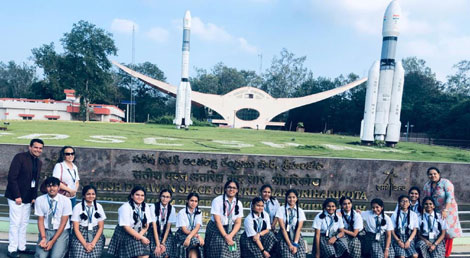 St. Mark's School, Meera Bagh - Our students and staff visit the Indian Space Research Organisation : Click to Enlarge