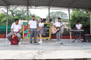 St. Mark's School, Janak Puri - Teacher's Day Celeberated : Click to Enlarge