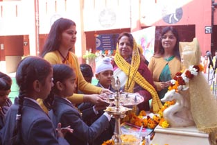 St. Mark's School, Janak Puri - Basant Panchami Celebrations : Click to Enlarge
