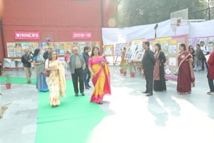 St. Mark's School, Janak Puri - 20th Annual Inter School On The Spot Painting Competition : Click to Enlarge