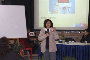 St. Mark's School, Janak Puri - Workshop on First Aid at the time of Disaster : Click to Enlarge