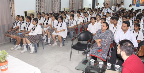 St. Mark's School, Janak Puri - Members of Team Connections (our alumni) interacted with the students of Classes X, XI and XII : Click to Enlarge