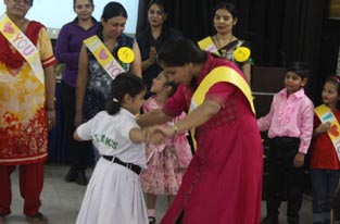 St. Mark's School, Janak Puri - Mothers Day was celebrated by the little ones of Class I : Click to Enlarge