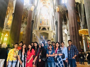 St. Mark's School, Janak Puri - Our students-teacher delegation visits Spain as part of Indo-Spain Cultural Exchange Programme with IES Vecindario School, Las Palmas : Click to Enlarge