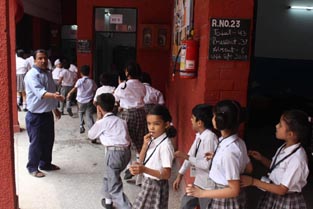 St. Mark's School, Janak Puri - Fire Drill was conducted : Click to Enlarge