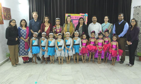St. Mark's School, Janak Puri - St. Mark's Sr. Sec. Public School, Janakpuri, extended a heartfelt welcome to our guests from the Netherlands : Click to Enlarge