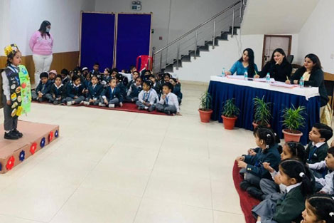 St. Marks Sr. Sec. Public School, Janakpuri - The students of Class KG participated in a Pretend Play Competition and showcased their imaginative prowess : Click to Enlarge