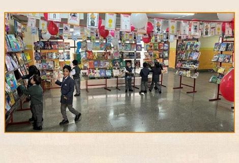 St. Mark's School, Janakpuri - Book Week and a Scholastic Book Fair was organised : Click to Enlarge