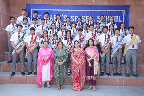 St. Mark’s Meera Bagh - Investiture Ceremony - Sr. Council with Mentors : Click to Enlarge