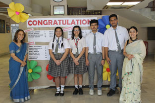 St. Mark's Sr. Sec. School, Meera Bagh - Class XII Toppers SCIENCE (2018-2019) : Click to Enlarge