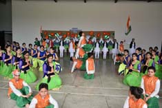 SMS, Meera Bagh - Independence Day Celebrations : Click to Enlarge