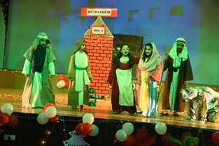 SMS, Meera Bagh - Magic and Wonder : Christmas Celebrations : Click to Enlarge