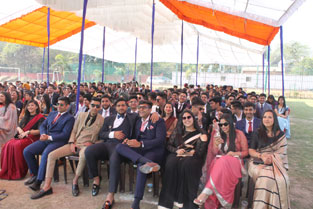 SMS, Meera Bagh - Farewell Class XII (2019-20) : Click to Enlarge