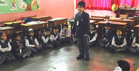 St. Mark's School, Meera Bagh - Circle Time session on Cleanliness : Click to Enlarge