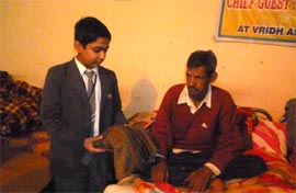 St. Mark's School, Meera Bagh - A Visit to Old Age Home : Click to Enlarge