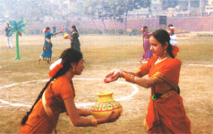 The importance of 'Pongal Pannai' being exhibited