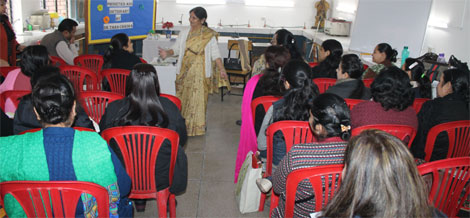 St. Mark's School, Meera Bagh - Workshop on Phonetics : Click to Enlarge
