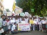 St. Mark's Meera Bagh - Earth Saviours Club Members - Anti Cracker Rally : Click to Enlarge