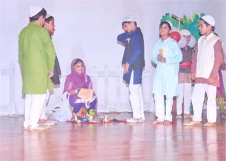 St. Mark's Meera Bagh - Hindi Play Competition : Click to Enlarge