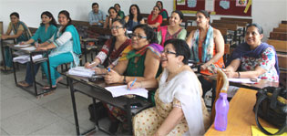 St. Mark's Meera Bagh - Teacher Workshop : Click to Enlarge