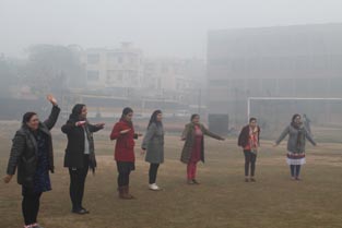 St. Mark's School, Meera Bagh - Self Defense Workshop : Click to Enlarge