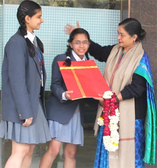 St. Mark's School, Meera Bagh - We bid farewell to Ms. G. Chandra : Click to Enlarge