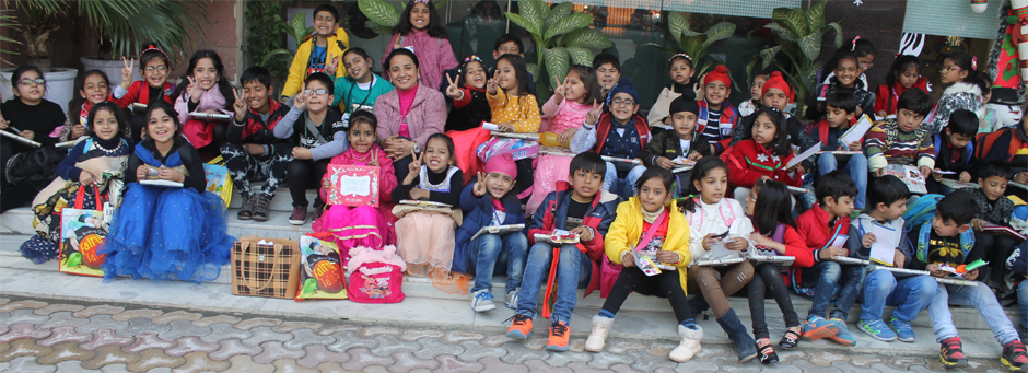 St. Mark's School, Meera Bagh - Christmas cheer all around : Click to Enlarge