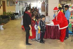 St. Mark's School, Meera Bagh - Christmas cheer all around : Click to Enlarge