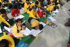 St. Mark's School, Meera Bagh - Budding Artists : Click to Enlarge
